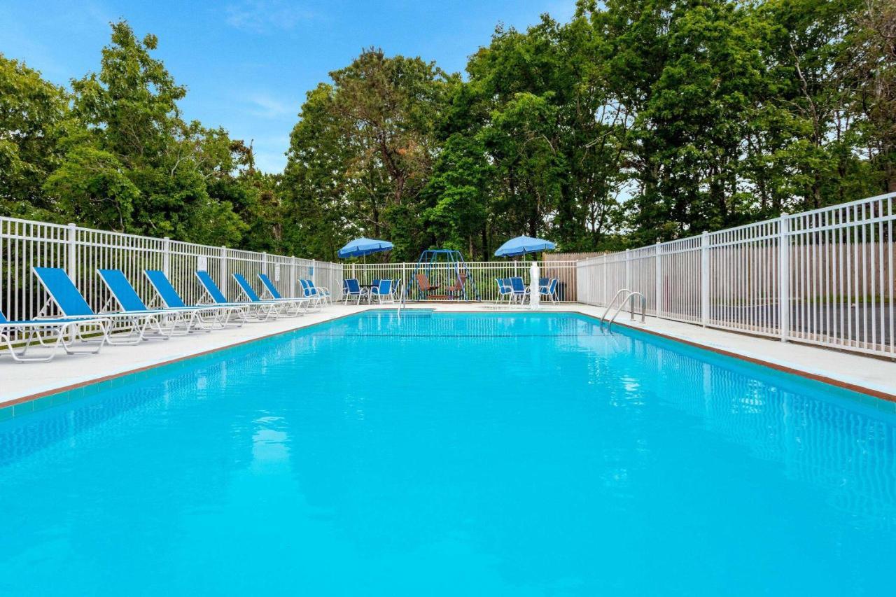 Travelodge By Wyndham Cape Cod Area Hotel 2*