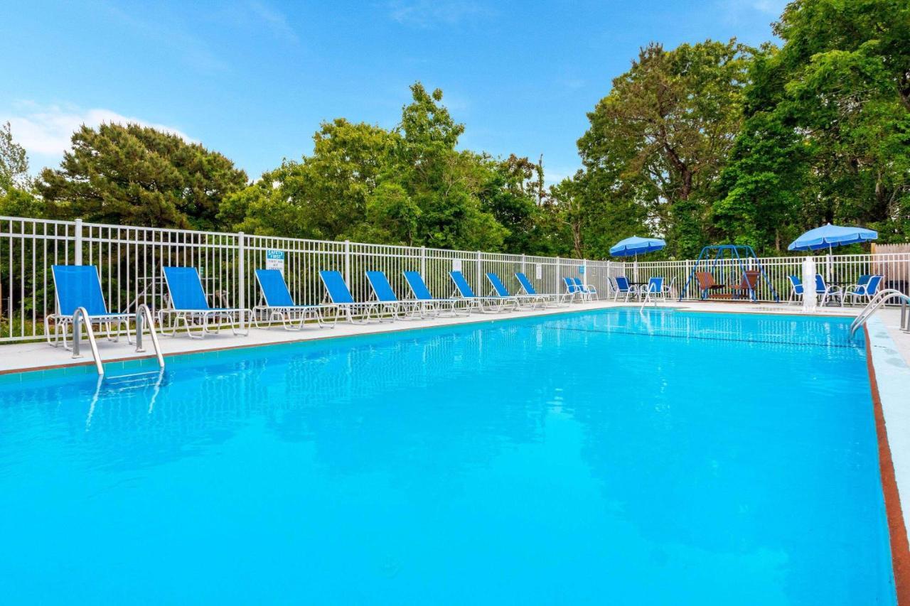 Travelodge By Wyndham Cape Cod Area Hotel 2*